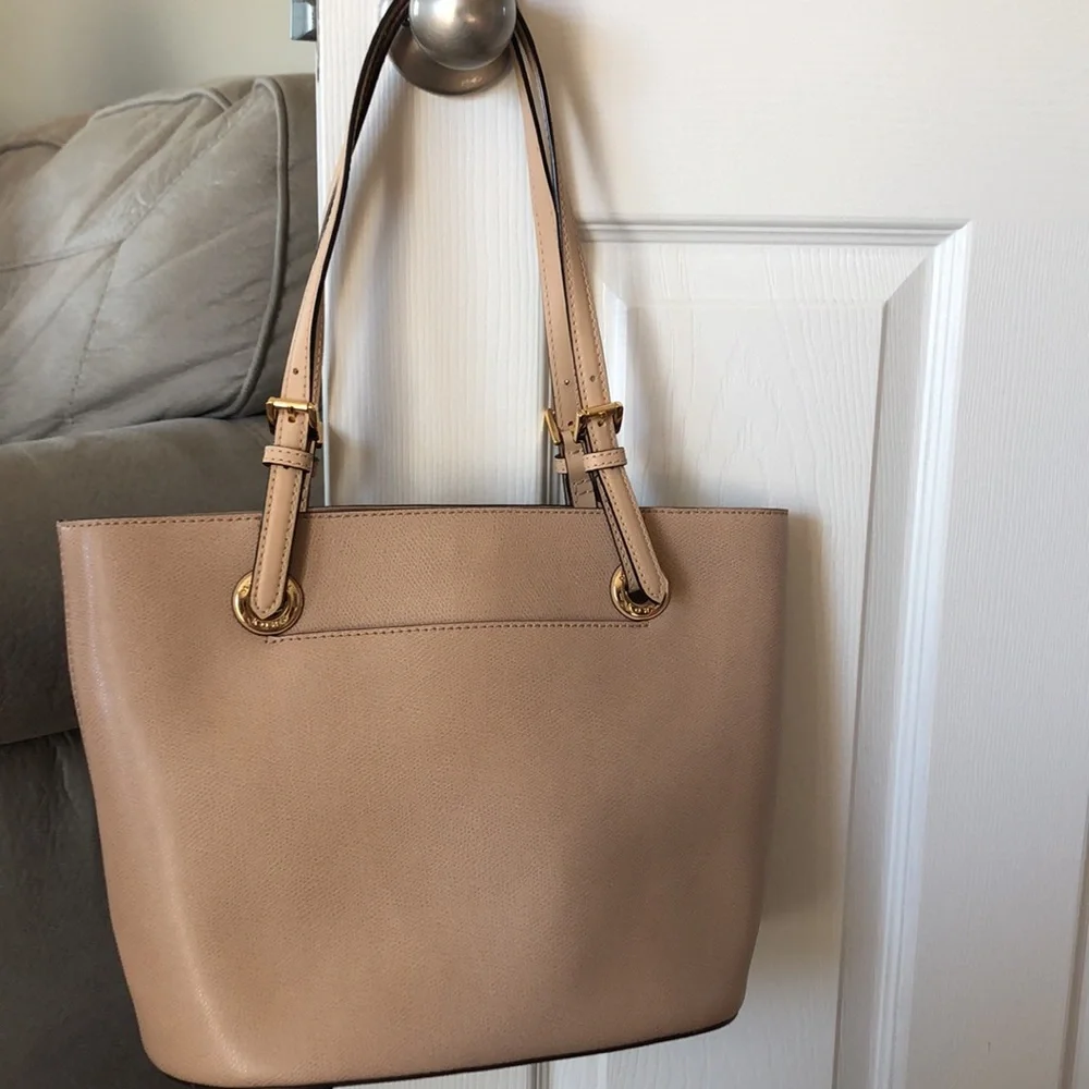 Medium Size Michael Kors Tote - Tan - Picture 4 of 14